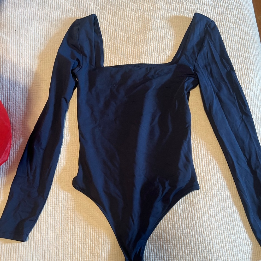 Aritzia bodysuit